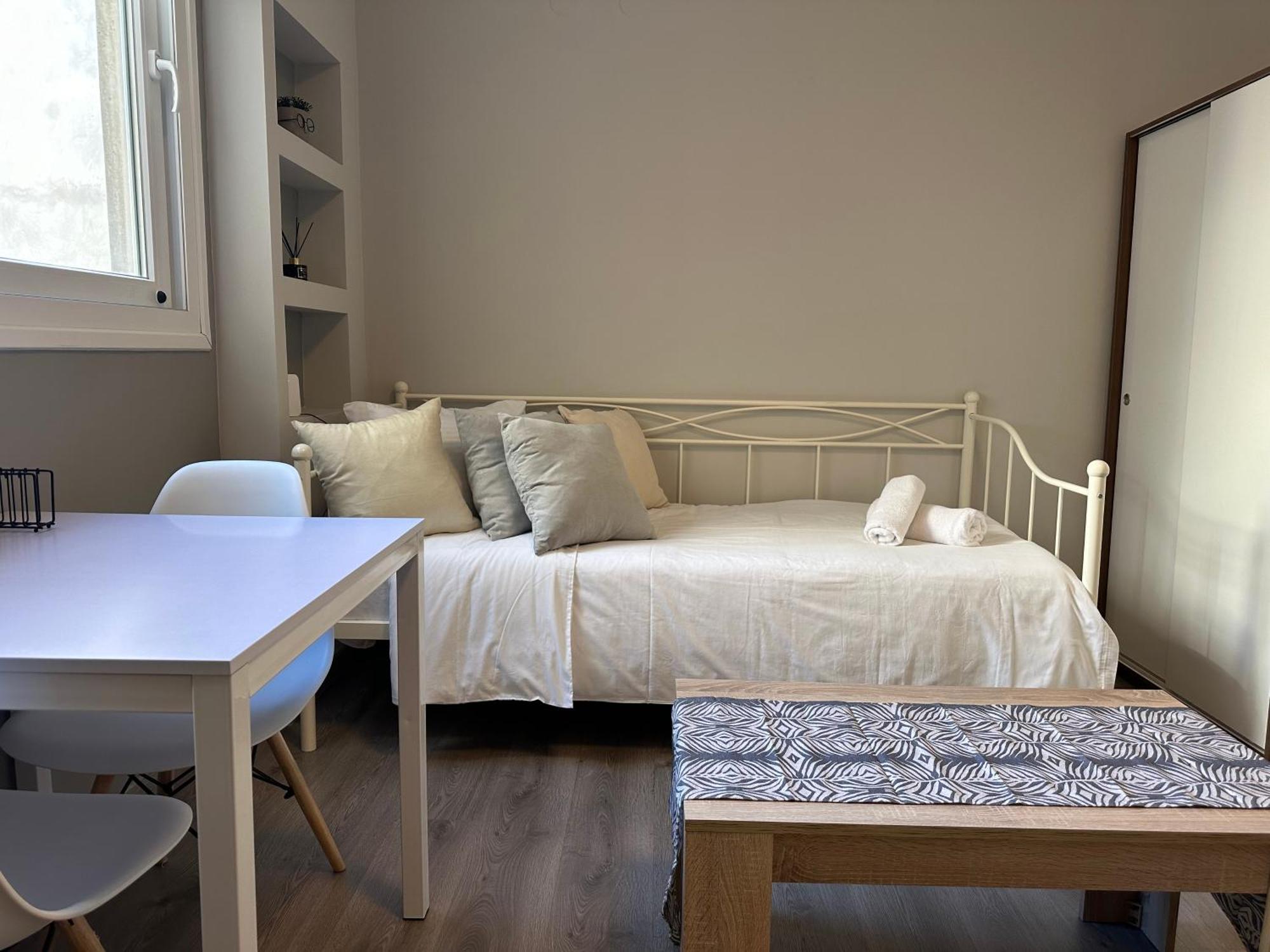 Apartament Work From Project *